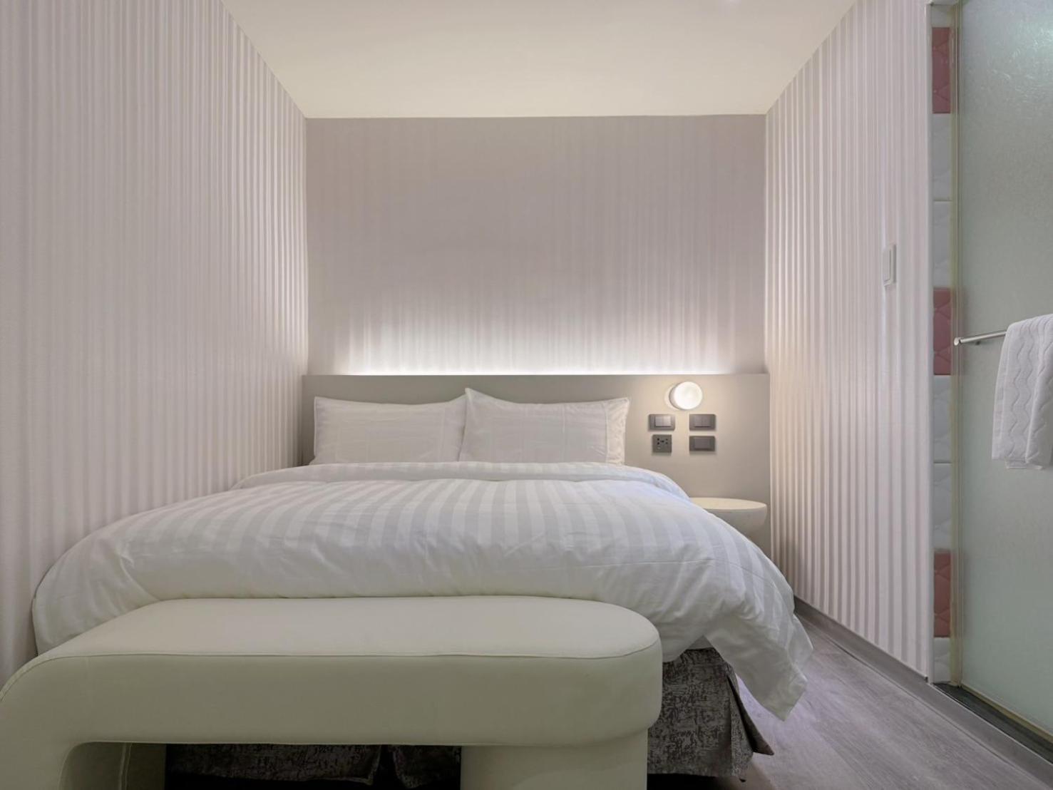 At Home Hotel Nanshi Taipei Exterior photo